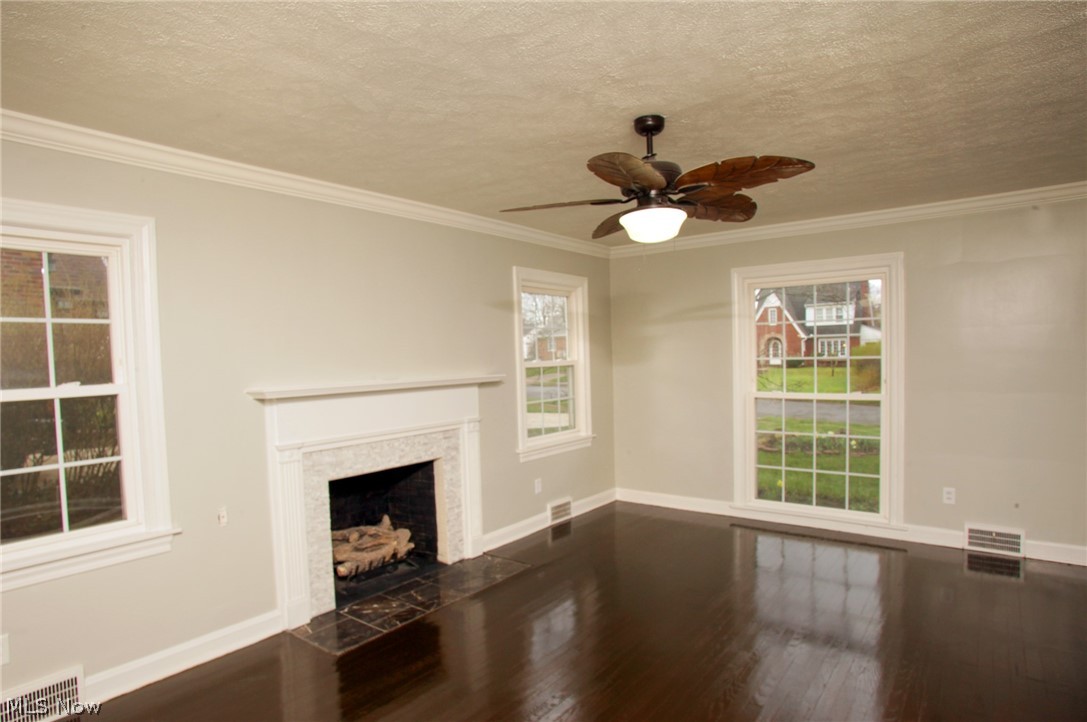 1103 22nd Street NE Canton OH 44714