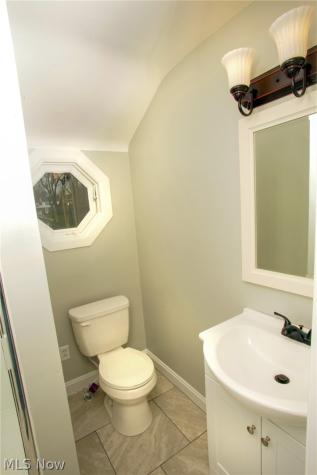 1103 22nd Street NE Canton OH 44714