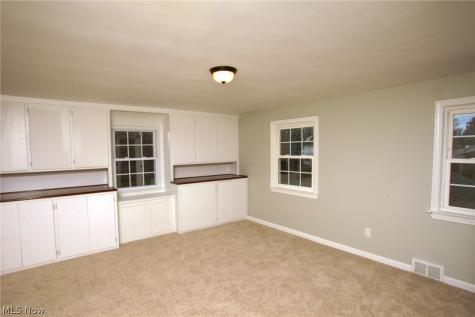 1103 22nd Street NE Canton OH 44714