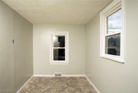 1103 22nd Street NE Canton OH 44714