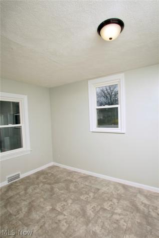 1103 22nd Street NE Canton OH 44714