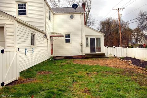 1103 22nd Street NE Canton OH 44714
