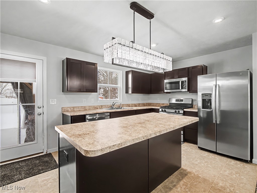 201 Taft Drive Eastlake OH 44095