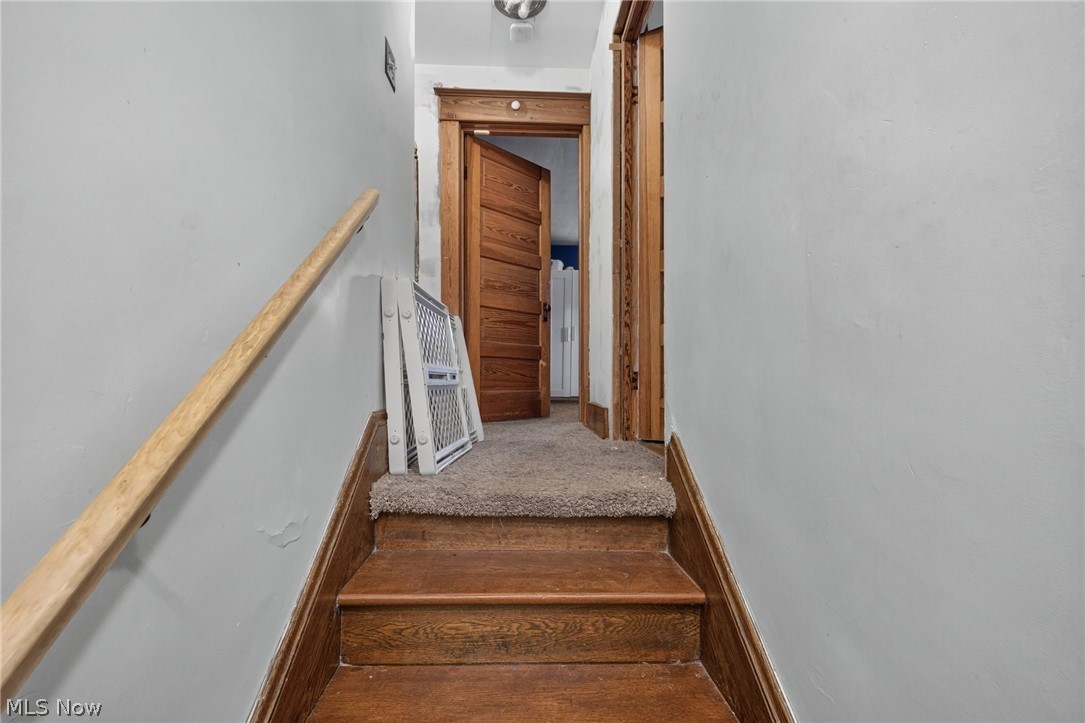 622 Columbia Street Leetonia OH 44431