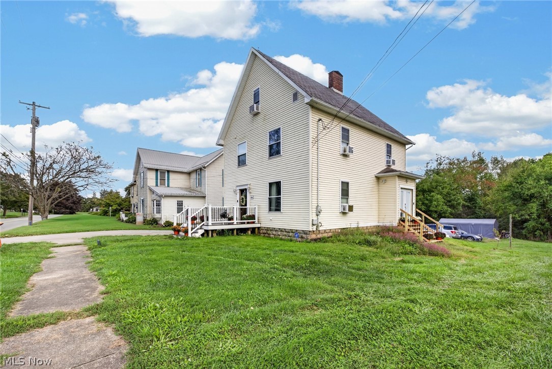 622 Columbia Street Leetonia OH 44431