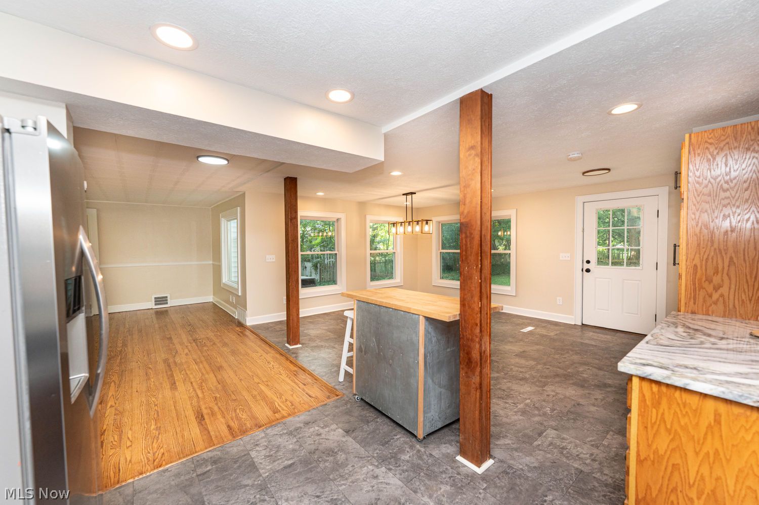 38306 Roselawn Avenue Willoughby OH 44094