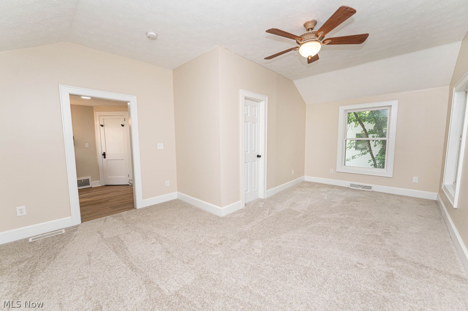 38306 Roselawn Avenue Willoughby OH 44094
