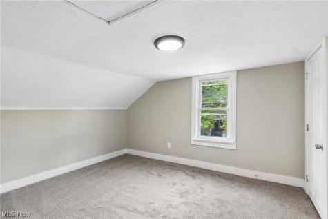 133 E North Street Wadsworth OH 44281