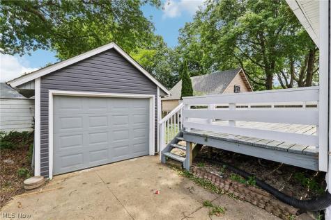 133 E North Street Wadsworth OH 44281