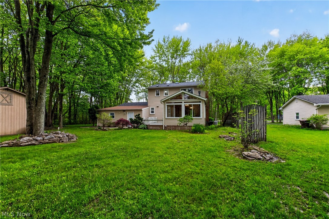 1097 Center Street E Warren OH 44481