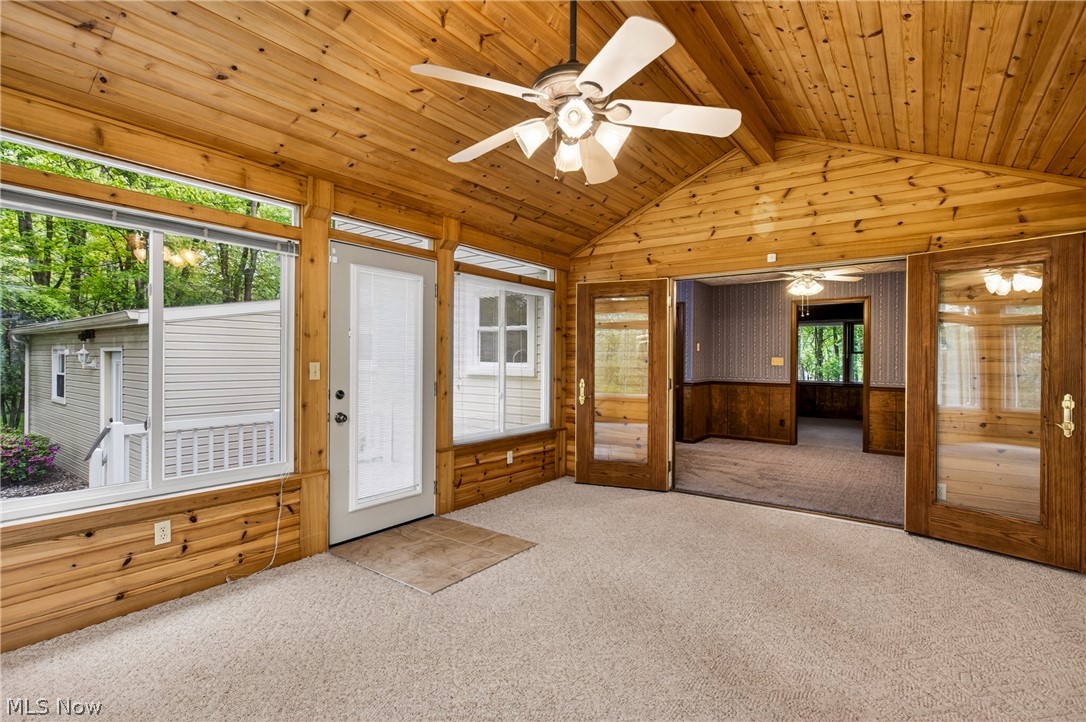 1097 Center Street E Warren OH 44481