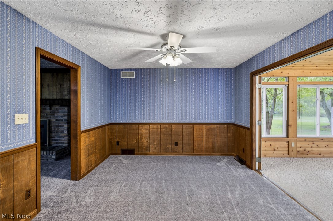 1097 Center Street E Warren OH 44481