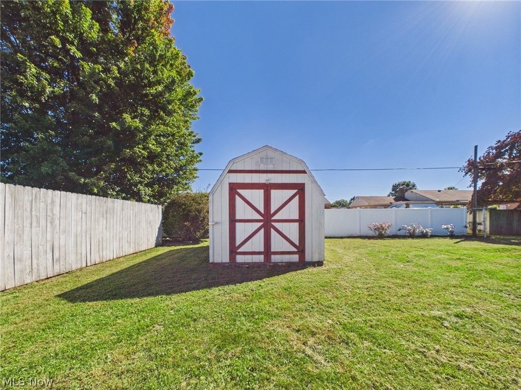 816 Campbell Drive Belpre OH 45714