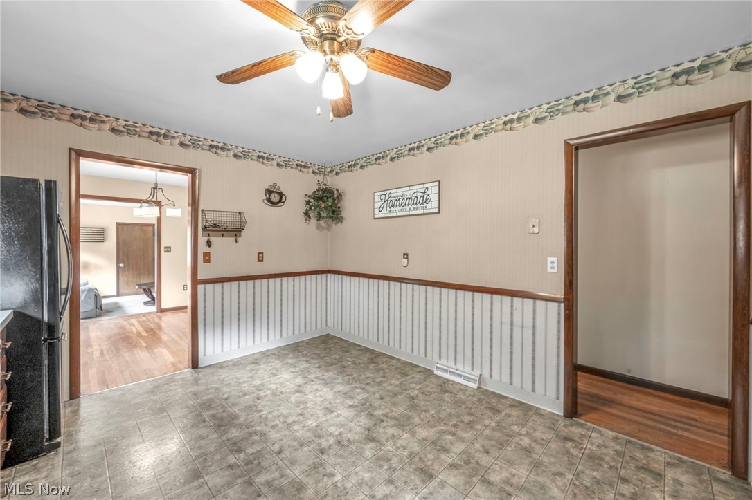 202 Roosevelt Drive Geneva OH 44041