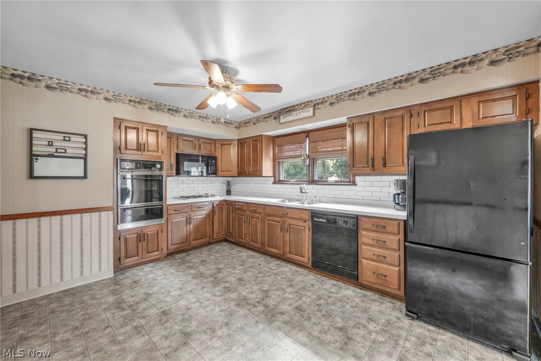 202 Roosevelt Drive Geneva OH 44041