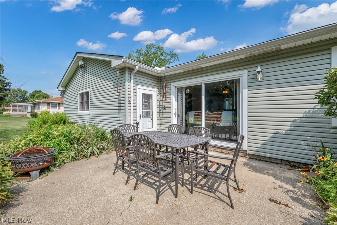 202 Roosevelt Drive Geneva OH 44041