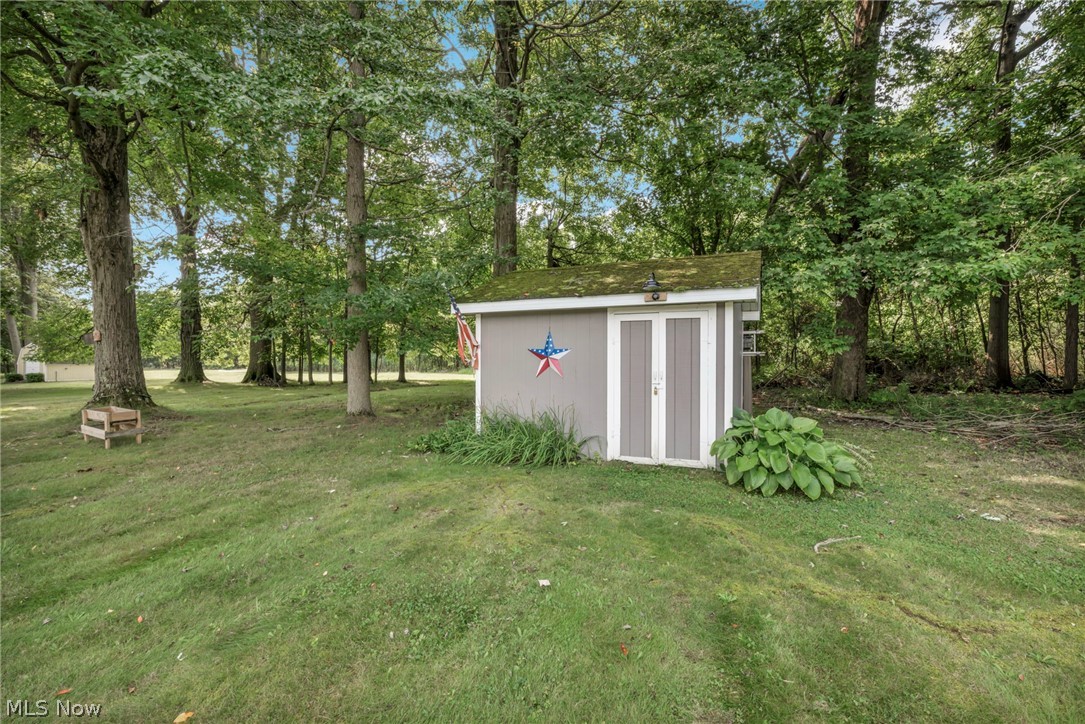 202 Roosevelt Drive Geneva OH 44041