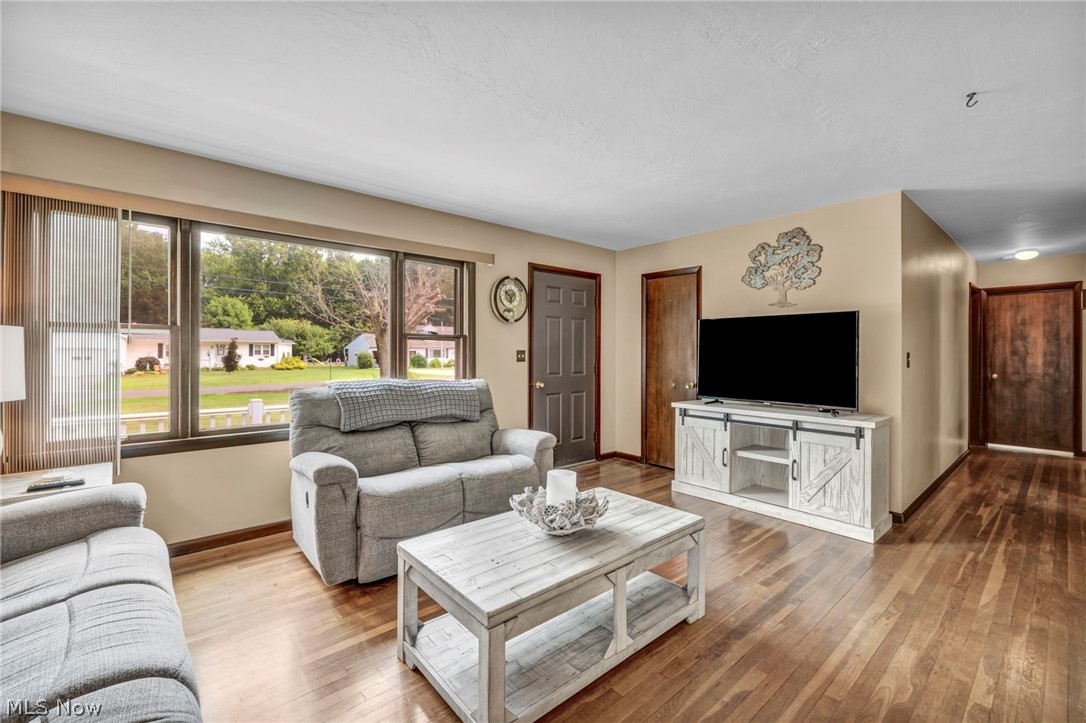202 Roosevelt Drive Geneva OH 44041