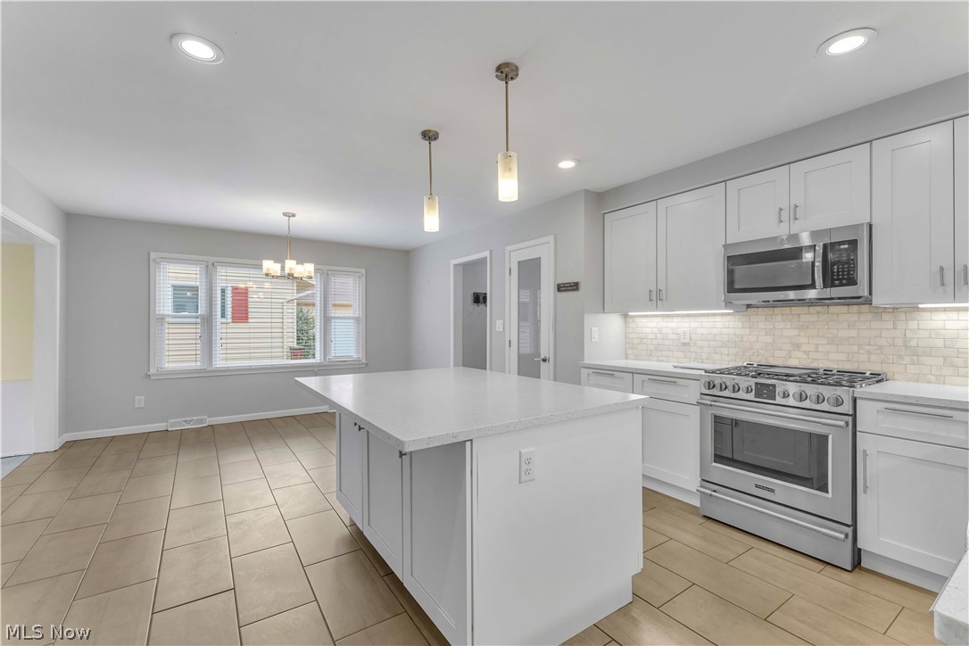 432 Powell Drive Bay Village OH 44140