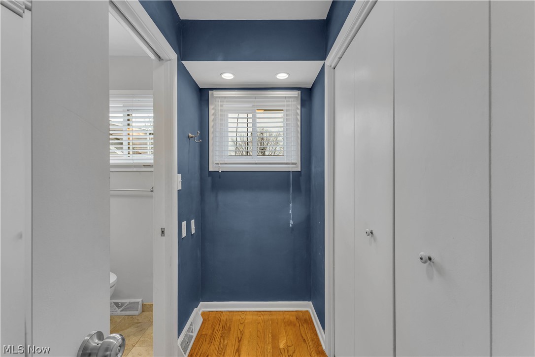 432 Powell Drive Bay Village OH 44140