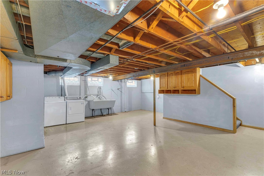 432 Powell Drive Bay Village OH 44140