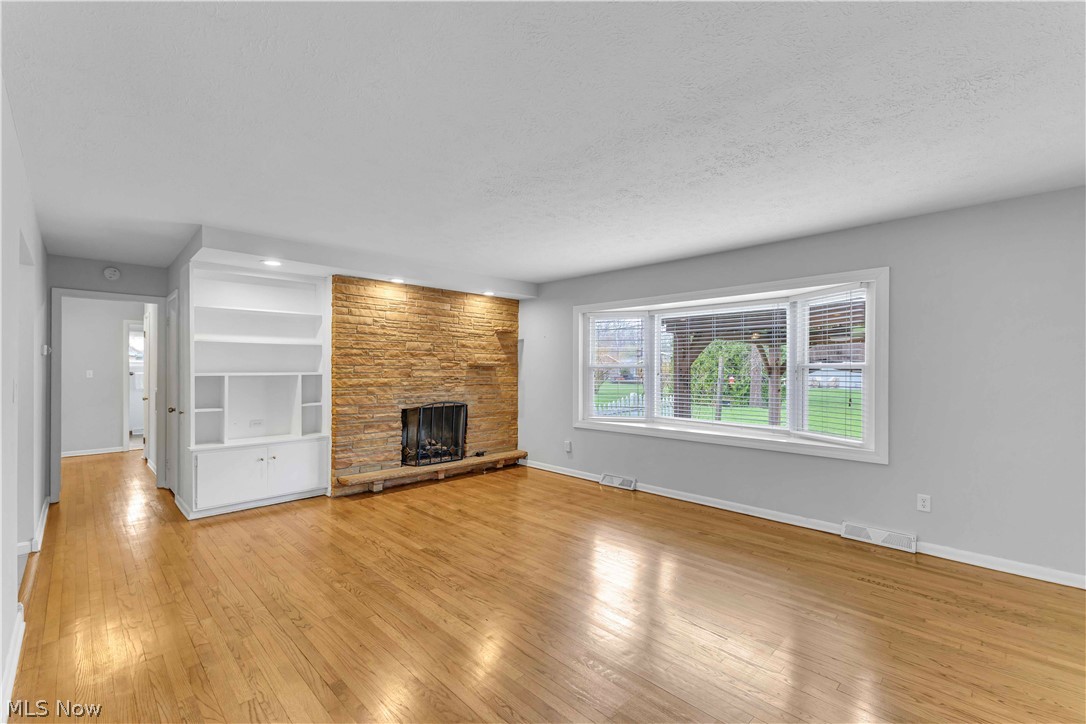 432 Powell Drive Bay Village OH 44140