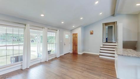 2786 Silverdale Drive Norton OH 44203