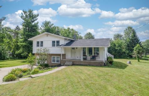 2786 Silverdale Drive Norton OH 44203