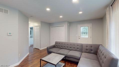 2786 Silverdale Drive Norton OH 44203