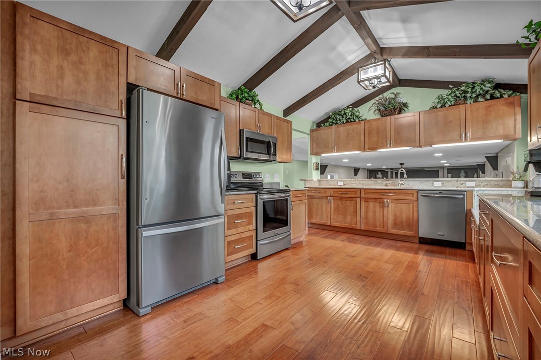 7676 Trenton Trail Middleburg Heights OH 44130
