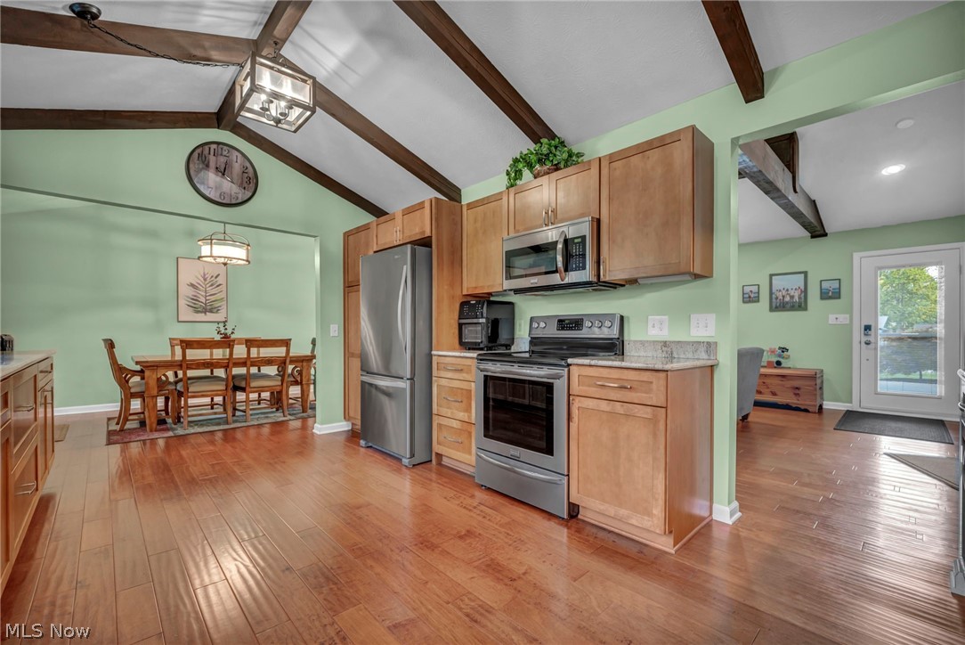 7676 Trenton Trail Middleburg Heights OH 44130