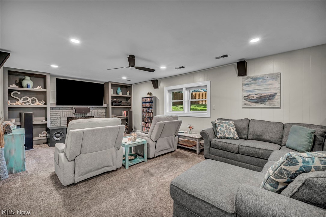 7676 Trenton Trail Middleburg Heights OH 44130