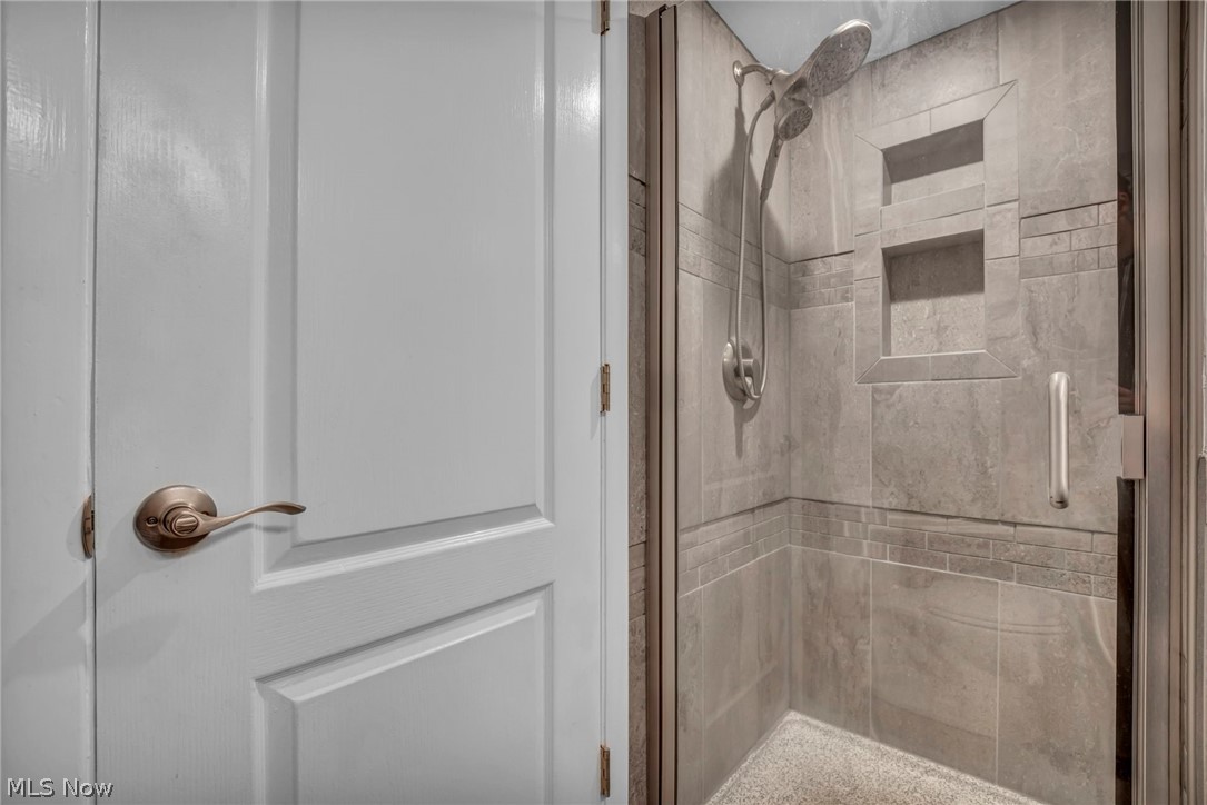 7676 Trenton Trail Middleburg Heights OH 44130