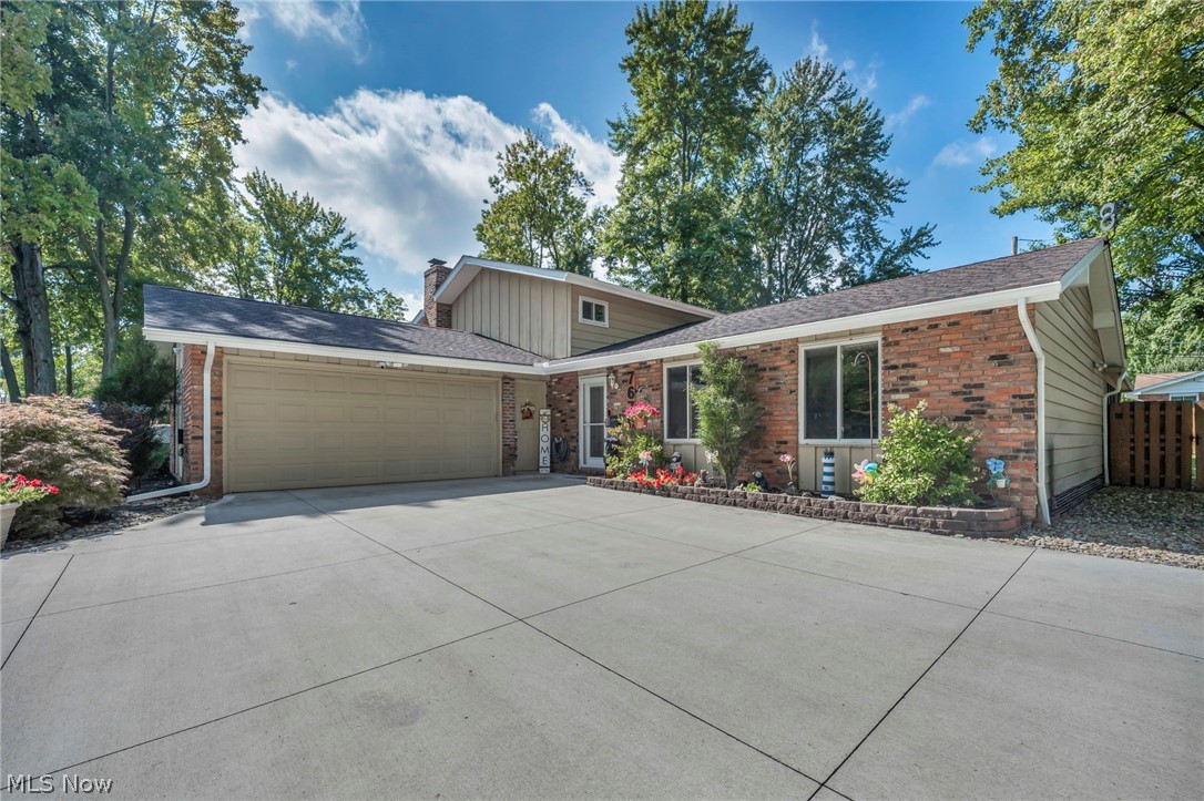 7676 Trenton Trail Middleburg Heights OH 44130