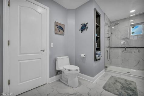 7676 Trenton Trail Middleburg Heights OH 44130