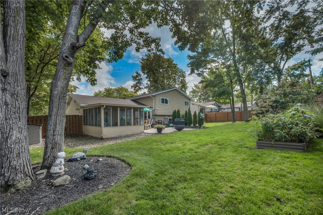 7676 Trenton Trail Middleburg Heights OH 44130
