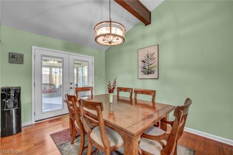 7676 Trenton Trail Middleburg Heights OH 44130