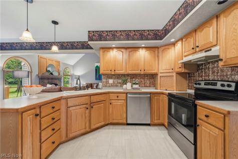 32336 Redwood Boulevard Avon Lake OH 44012