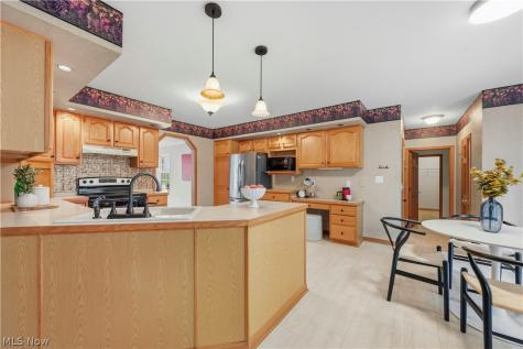 32336 Redwood Boulevard Avon Lake OH 44012