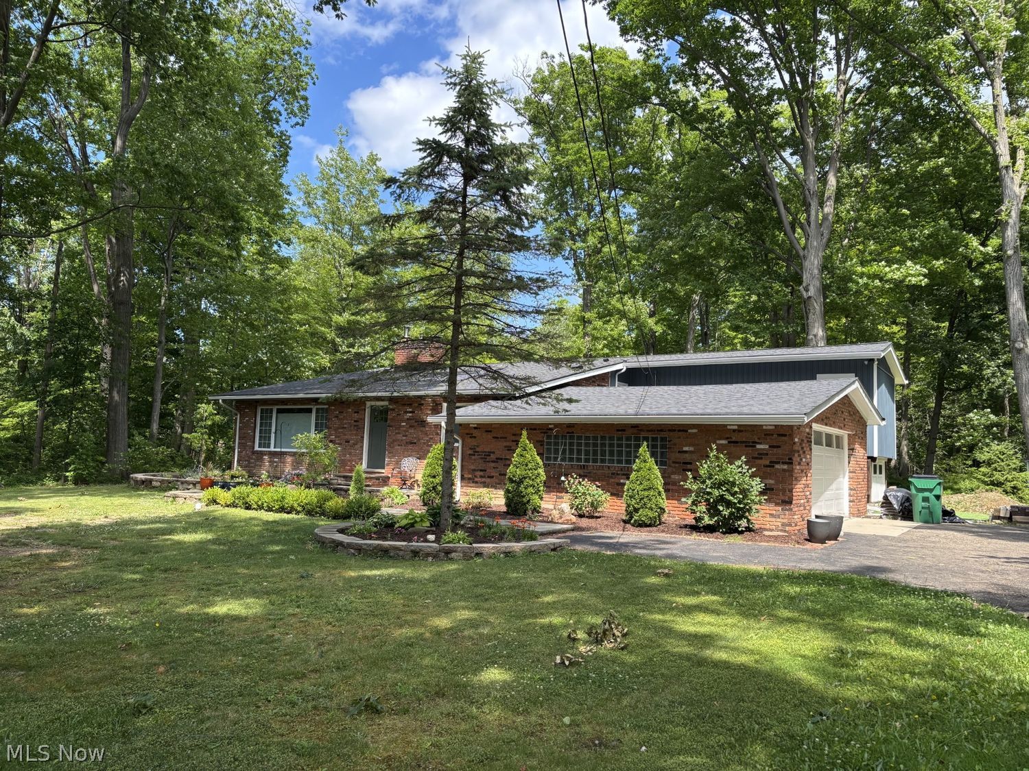 11385 County Line Road Chesterland OH 44026
