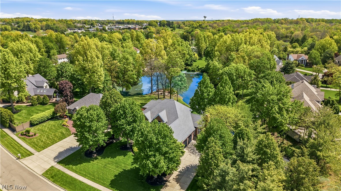 185 Queens Lane Canfield OH 44406