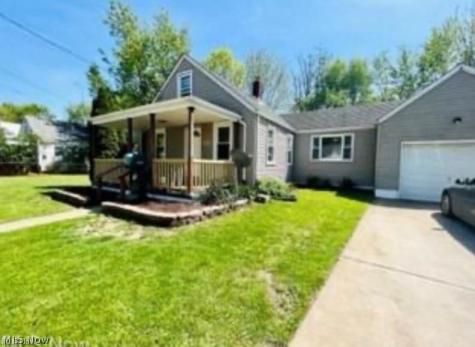 2332 21st Street SW Akron OH 44314