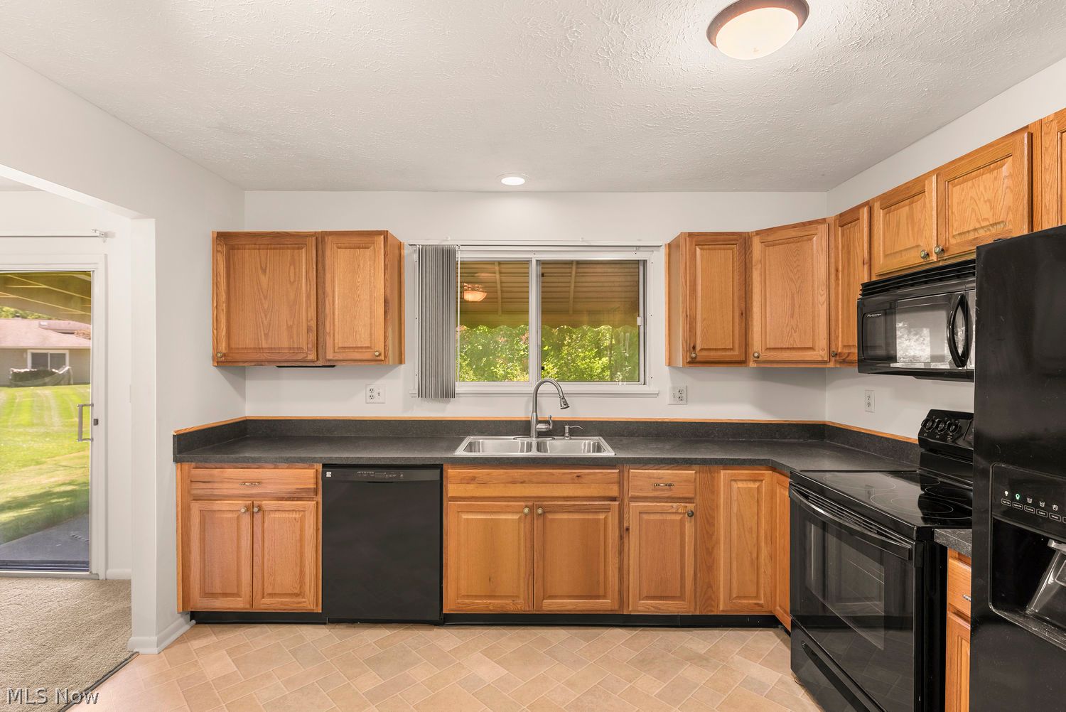 19622 Hunt Road Strongsville OH 44136