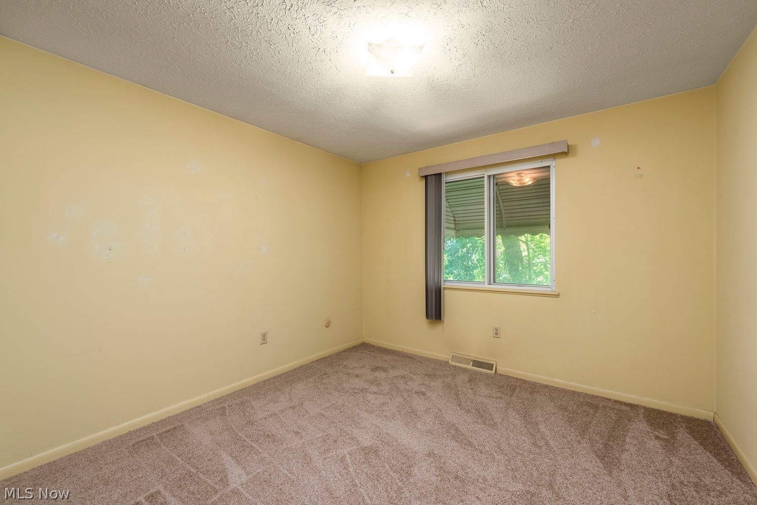 19622 Hunt Road Strongsville OH 44136