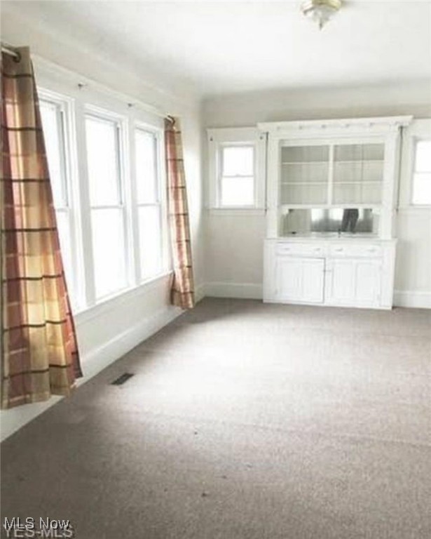 1427 E 94th Street Cleveland OH 44106