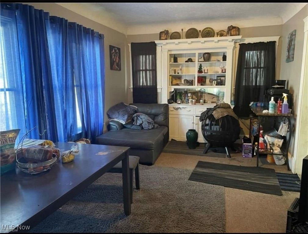 1427 E 94th Street Cleveland OH 44106