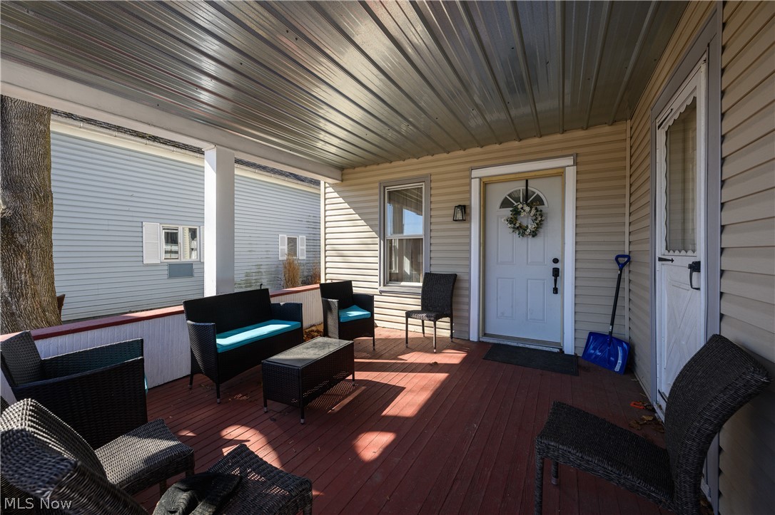 204 S Main Street Tuscarawas OH 44682