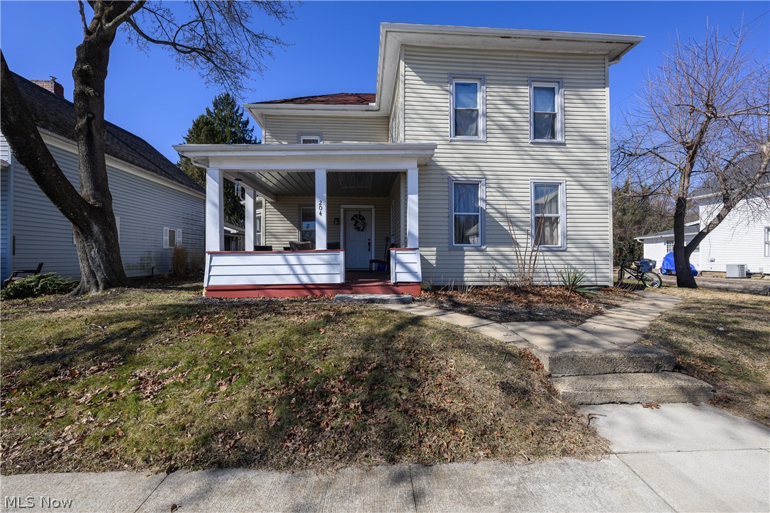 204 S Main Street Tuscarawas OH 44682