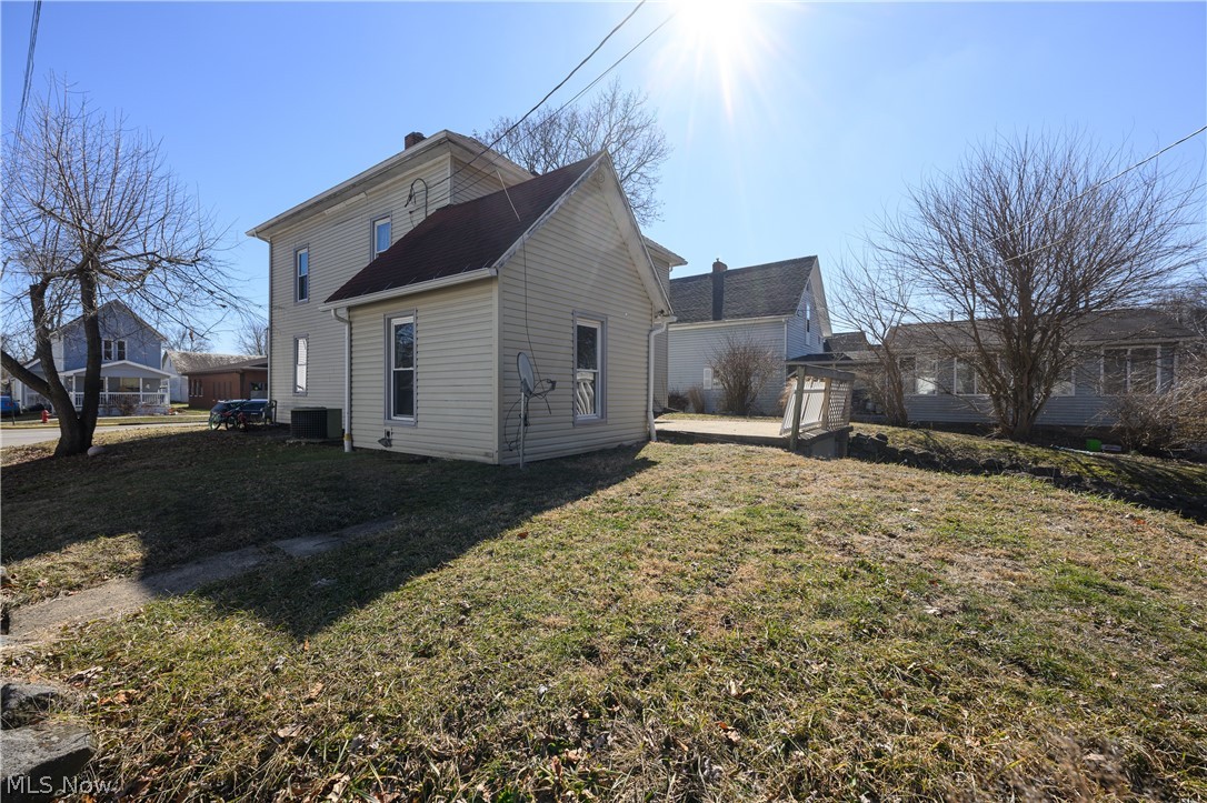 204 S Main Street Tuscarawas OH 44682