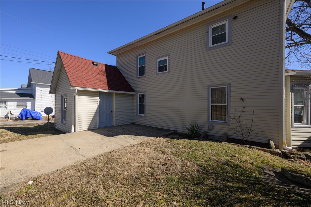 204 S Main Street Tuscarawas OH 44682